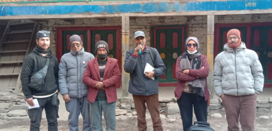 अष्ट्रेलियाको बसाई त्यागेर जुम्लामा घरदैलो गर्दै मनऋषि