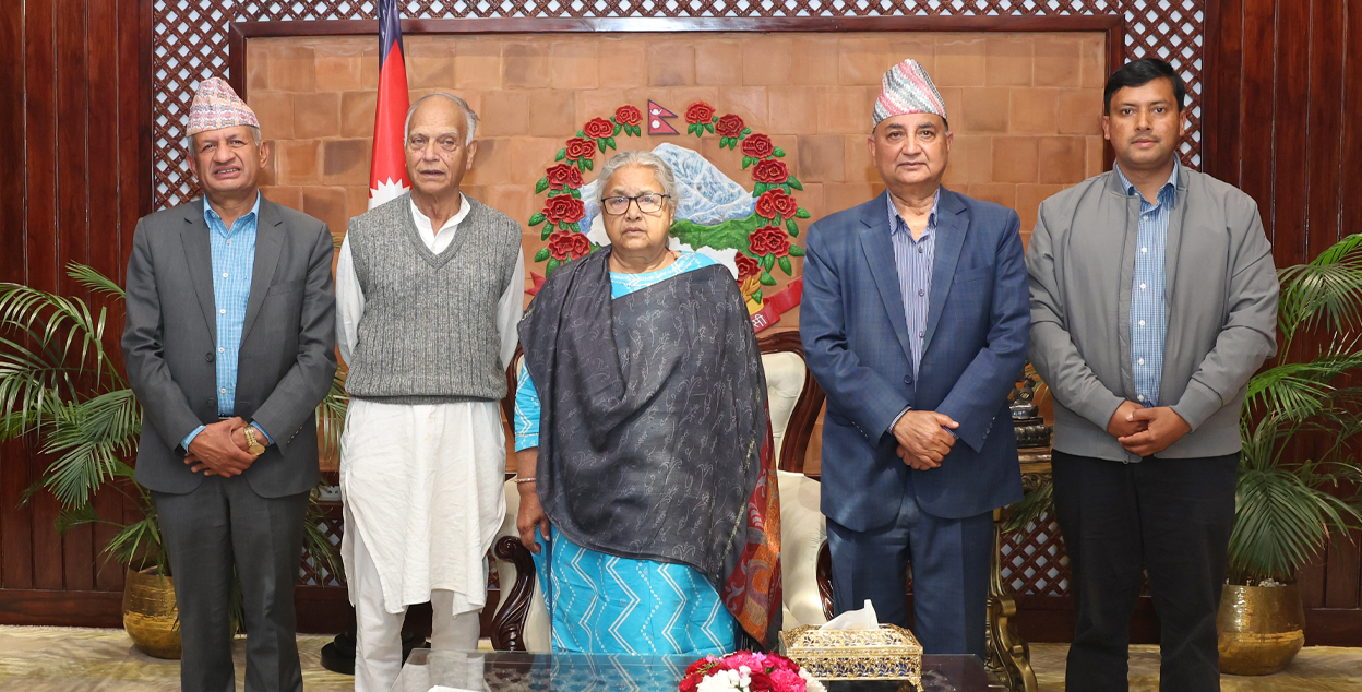 शान्तिपूर्ण रूपमा निर्वाचन सम्पन्न गर्न सहयोग गरेकोमा एमालेलाई प्रधानमन्त्री काकीद्वारा धन्यवाद