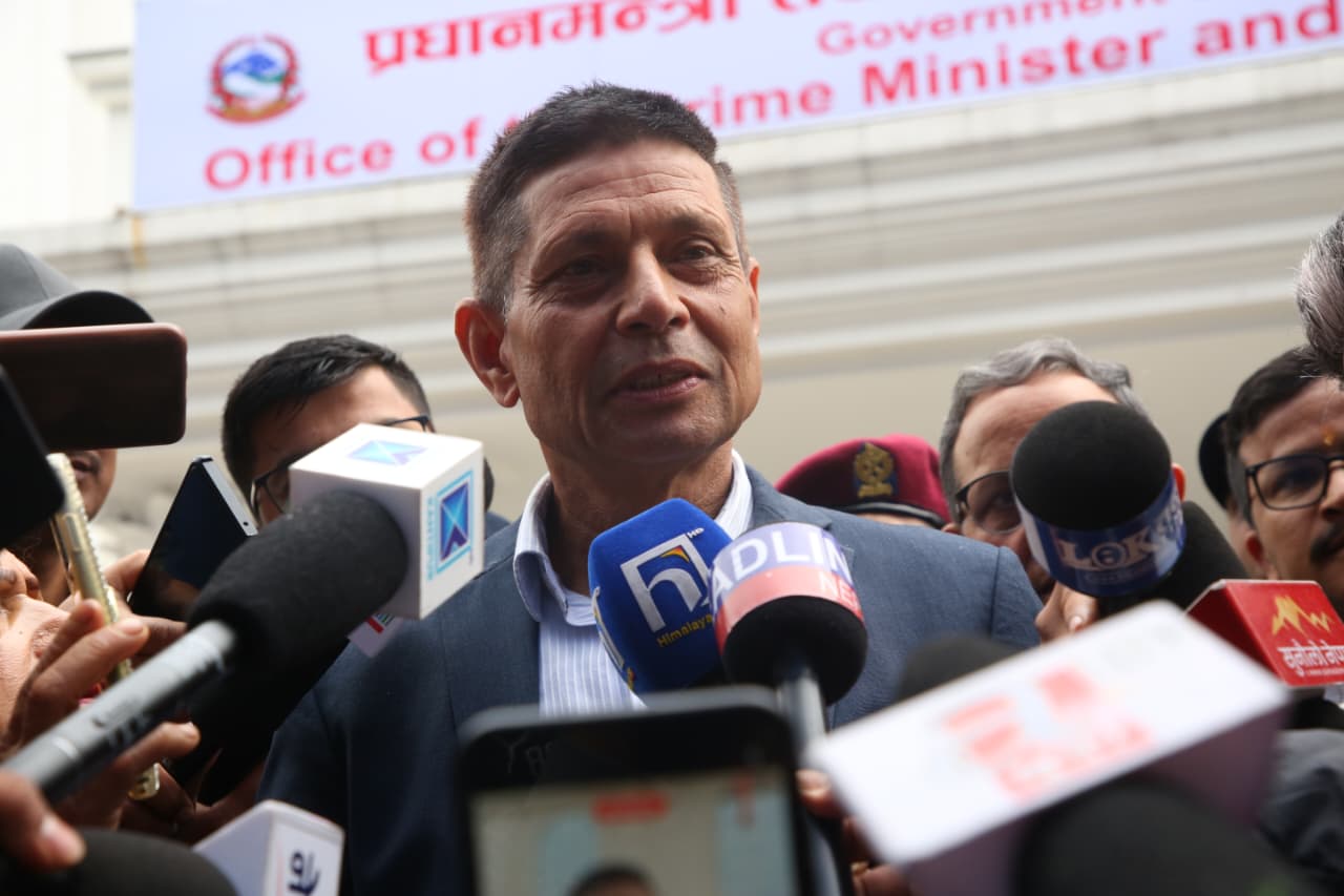 कार्की आयोगले प्रतिवेदन बुझाउँदै भन्यो : ‘आवश्यक कारबाही वा पुरस्कृत गर्ने काम सरकारको हो’