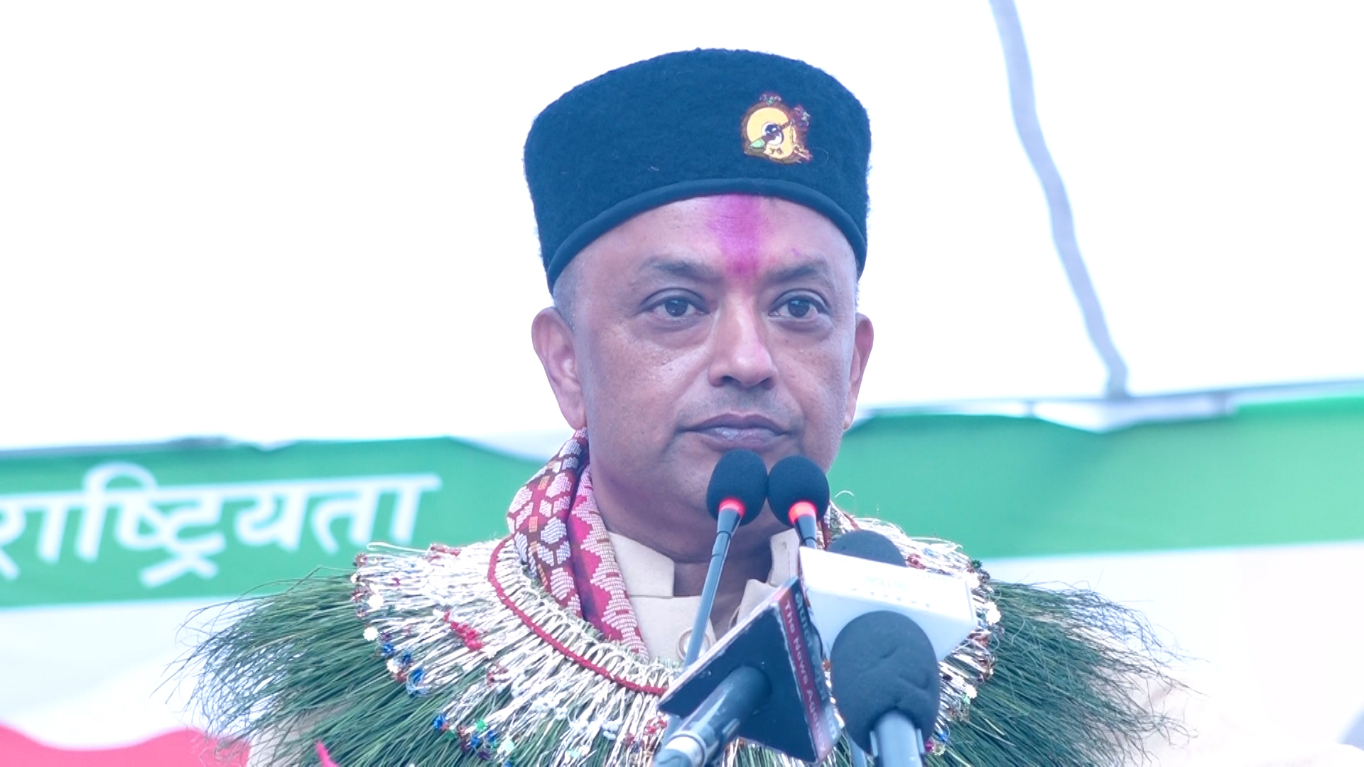 होलीको अवसरमा गगन थापाको एकता र सद्भाव बलियो बनाउन आग्रह