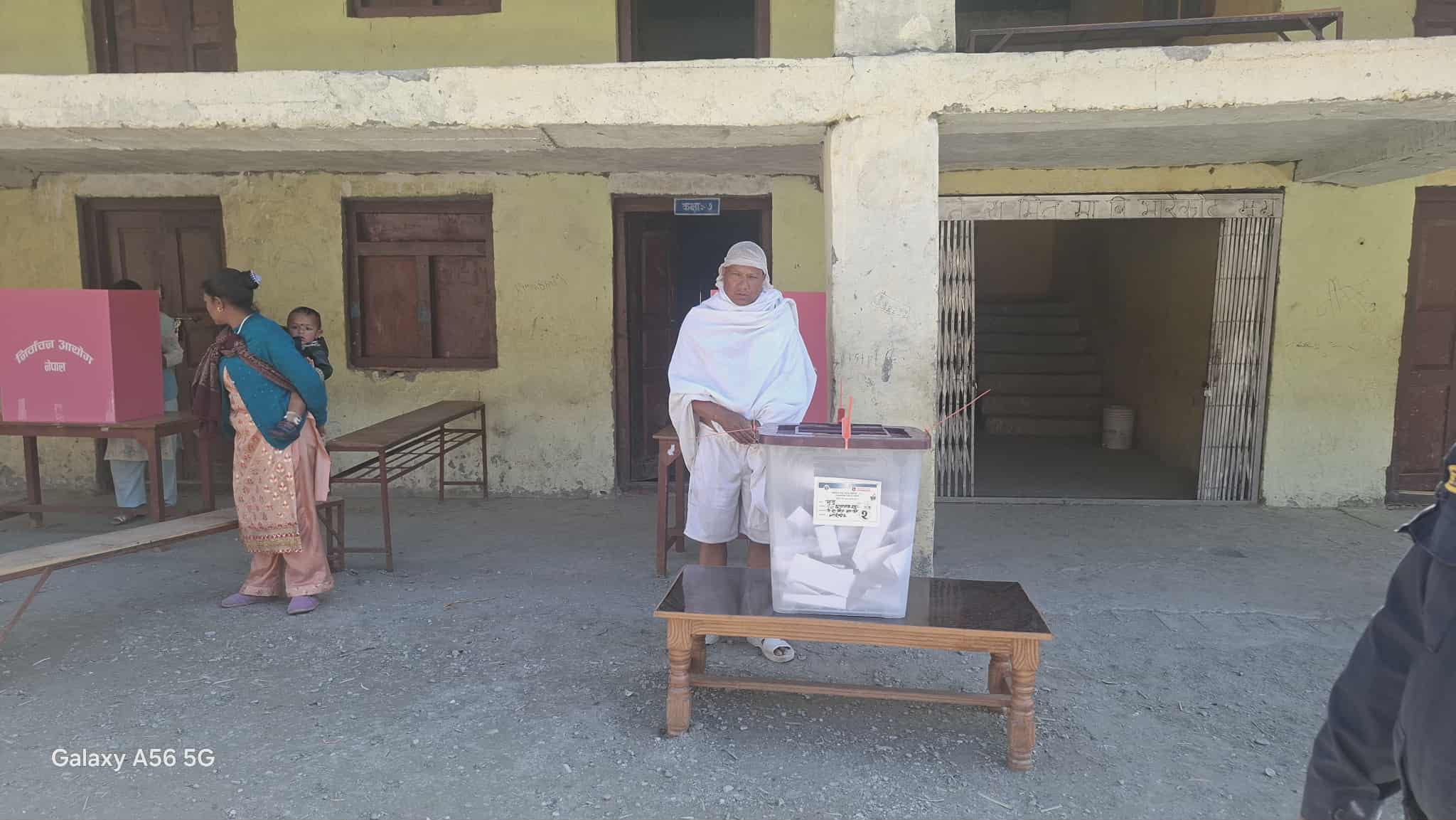 क्रियापुत्रीले पनि गरे मतदान