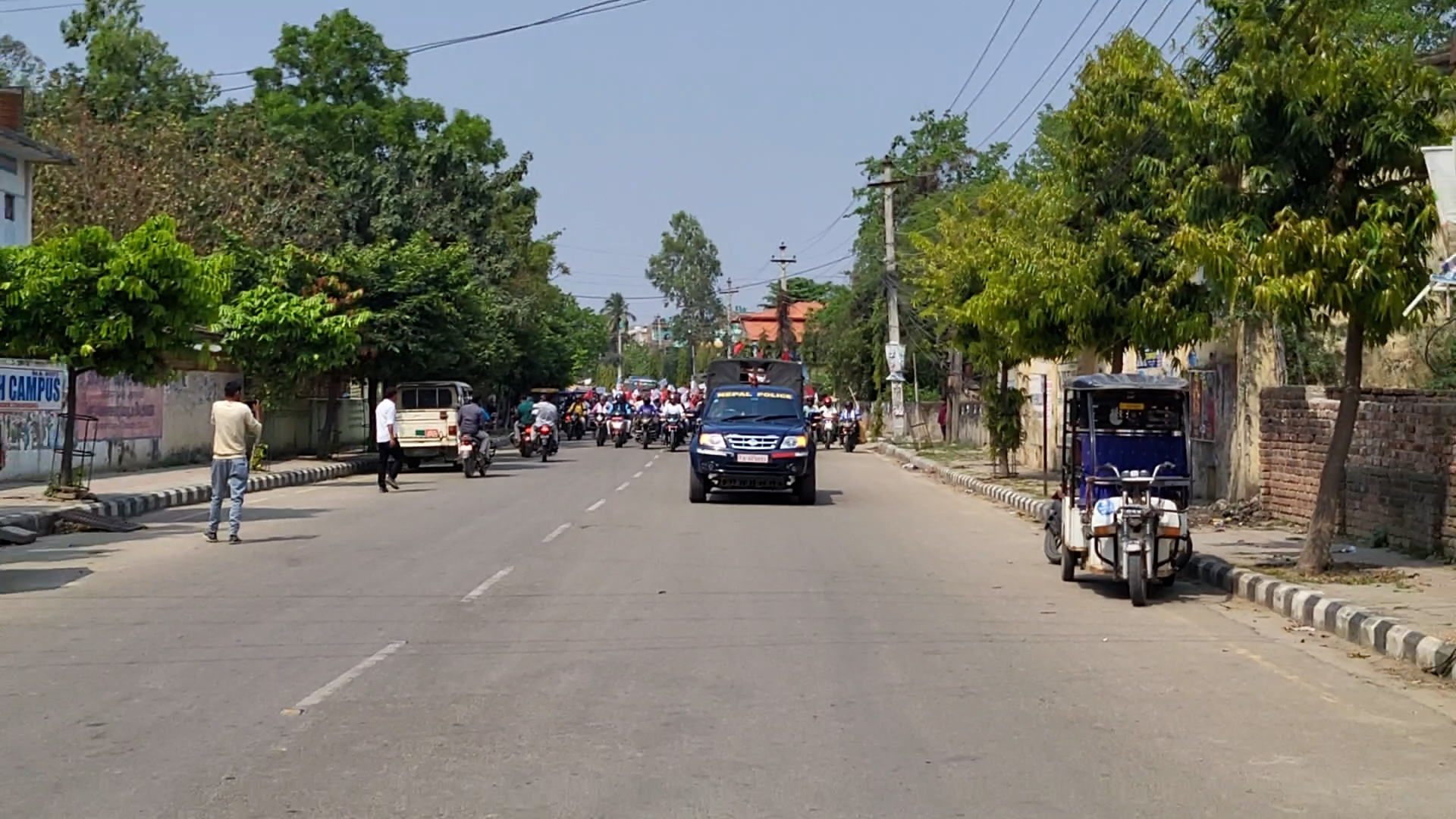 केपी ओलीलाई तत्काल रिहा गर्न माग गर्दै एमाले धनुषाले बुझायो विरोध पत्र