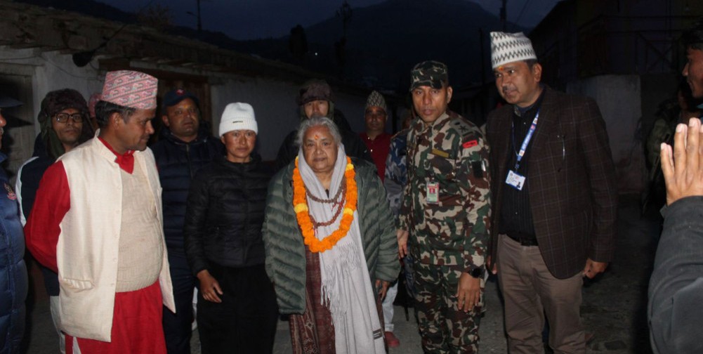 प्रधानमन्त्रीद्वारा जुम्लाको चन्दननाथमा पूजा