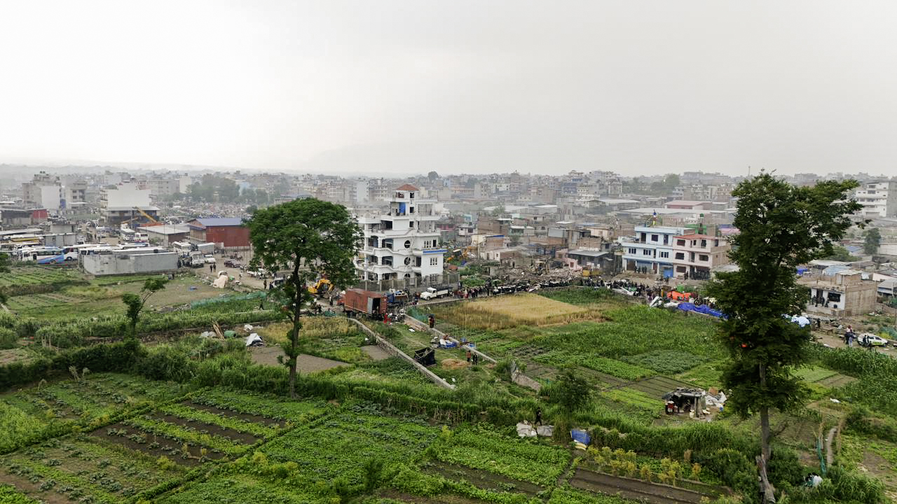 ड्रोनबाट यस्तो देखियो भत्काएकाे मनोहराकाे सुकुम्वासी बस्ती