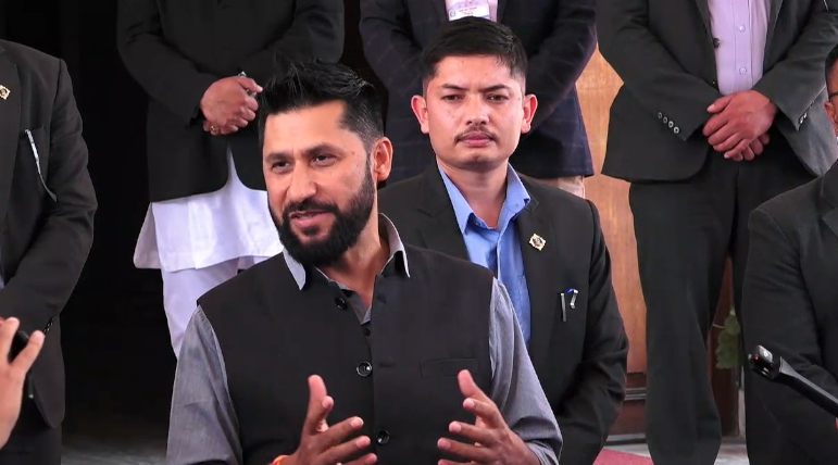 न्यायमा शहीद परिवार पहिलो प्राथमिकतामा हुनेछ : रवि लामिछाने