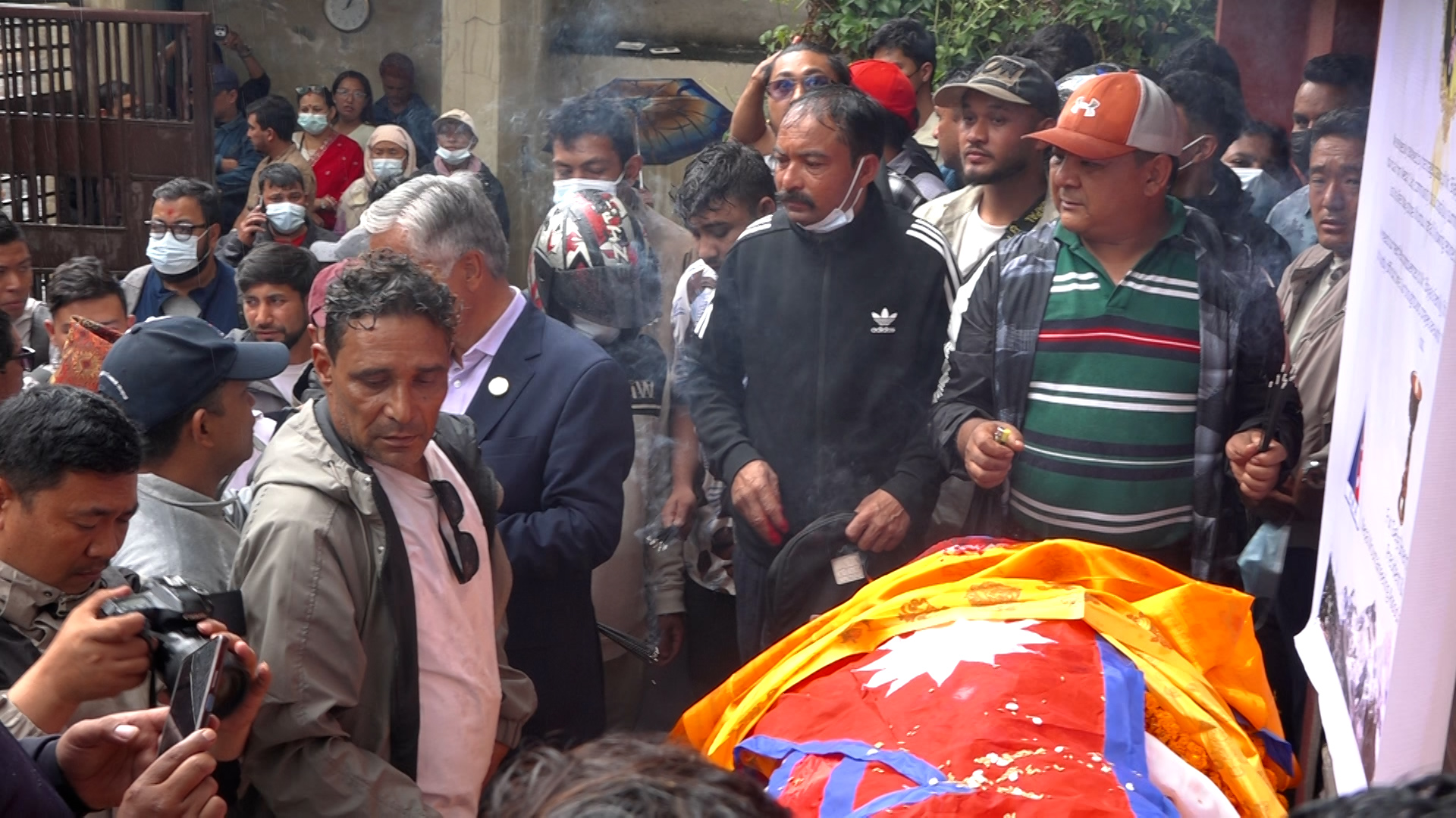 दलित समुदायका प्रथम सगरमाथा आरोही विजय घिमिरेप्रति श्रद्धाञ्जली अर्पण