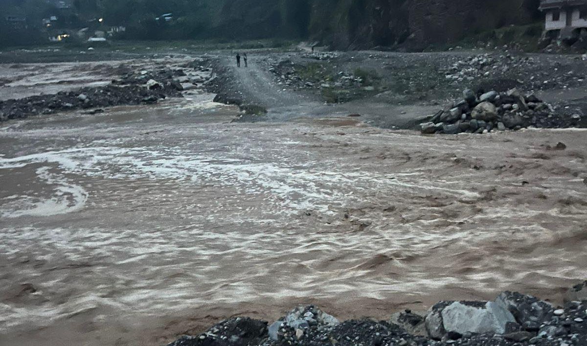 खुल्ने बित्तिकै बन्द भयो बिपी राजमार्ग