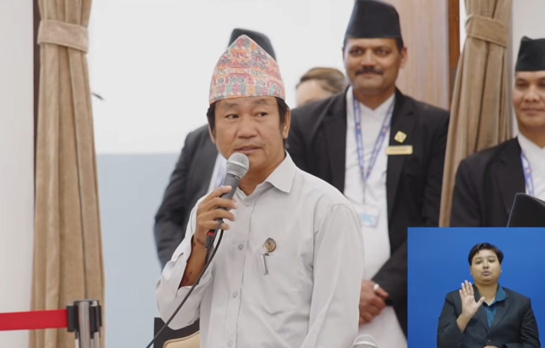 राष्ट्रहितविरुद्धका अभिव्यक्ति रोक्न साम्पाङले गरे संकल्प प्रस्ताव दर्ता