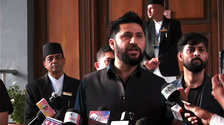 संरचनालाई बोझिलो होइन प्रभावकारी बनाउ