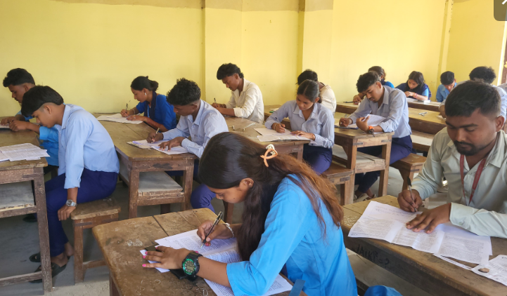 ८३ हजार ५२३ विद्यार्थी उत्तीर्ण