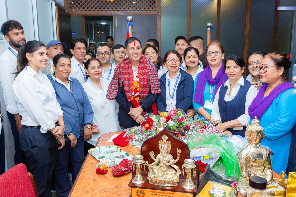 प्रमुख प्रशासकीय अधिकृत गुरागाईं सेवा निवृत्त