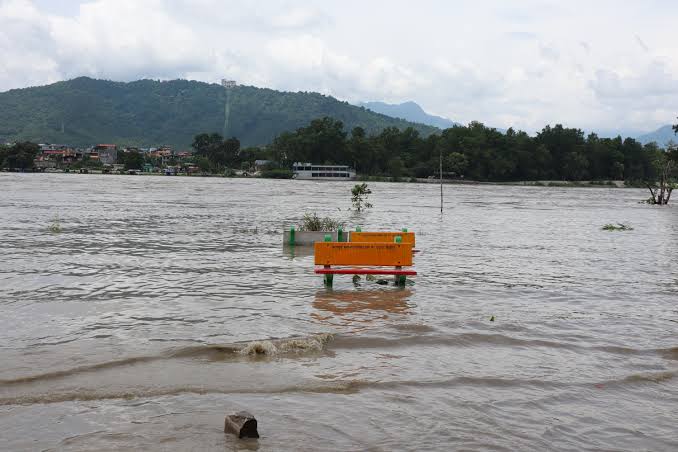 नारायणी र दरमखोलामा जलसतह सतर्कता तह पार, तटीय क्षेत्रमा उच्च सतर्कता अपनाउन आग्रह